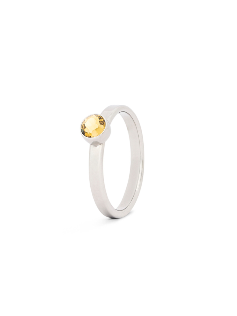 November citrien staal