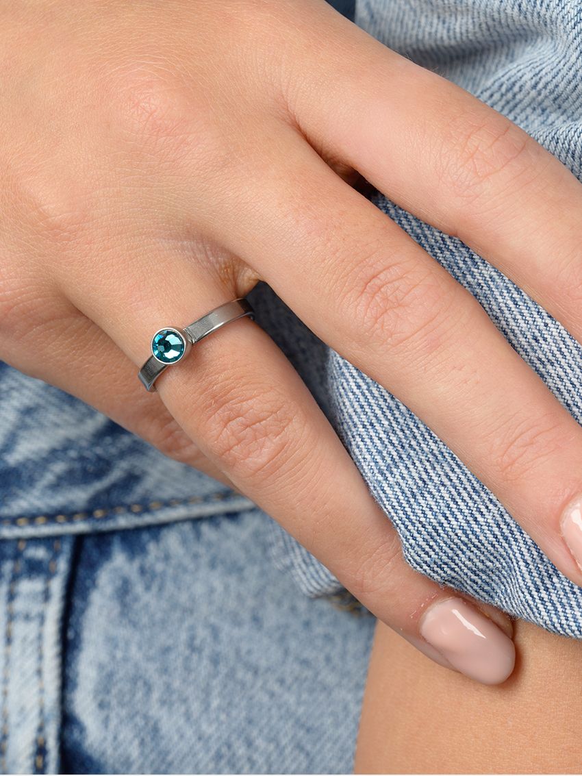 December blauwe topaas staal