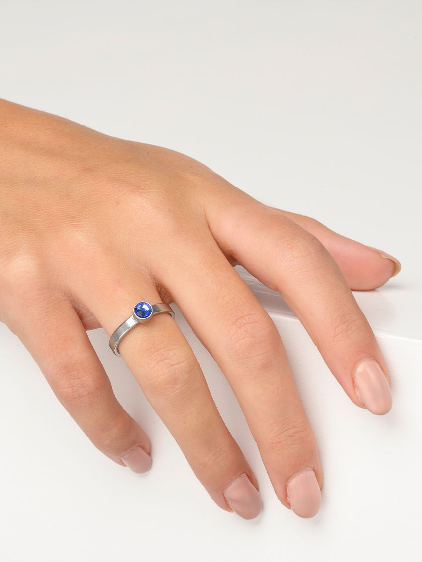 September saffier staal