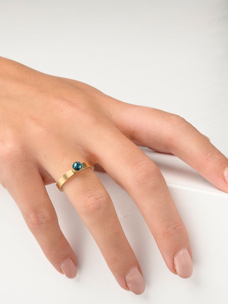 December blauwe topaas verguld