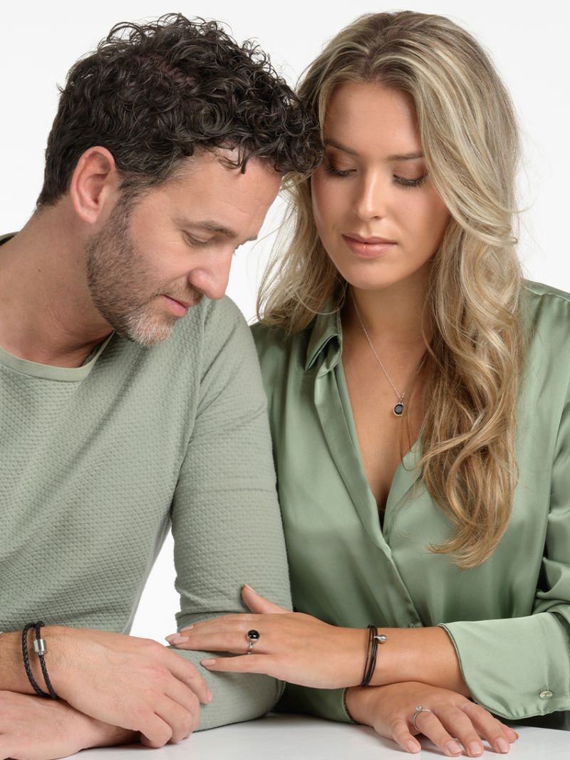 Zwarte onyx facet verguld 